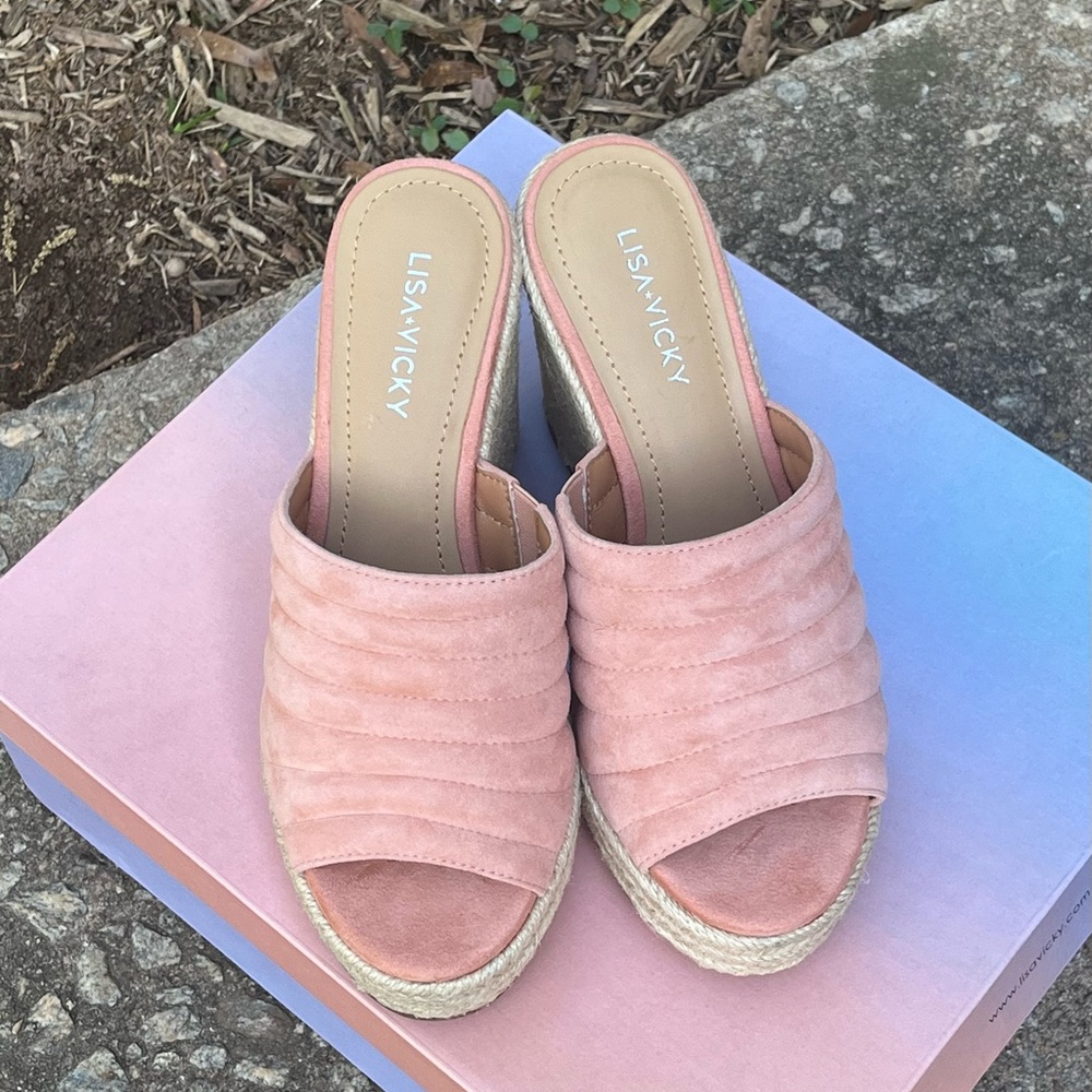 🆕  Lisa & Vicky /Nordstroms Brand Women's Wedges